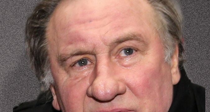 Депардье находится в глубокой депрессии и не может сниматься в кино Депардье находится в глубокой депрессии и не может сниматься в кино